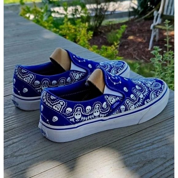 Vans Classic slip on bandana skulls true blue true white. RARE DISPLAY NEWnobox - Picture 11 of 14